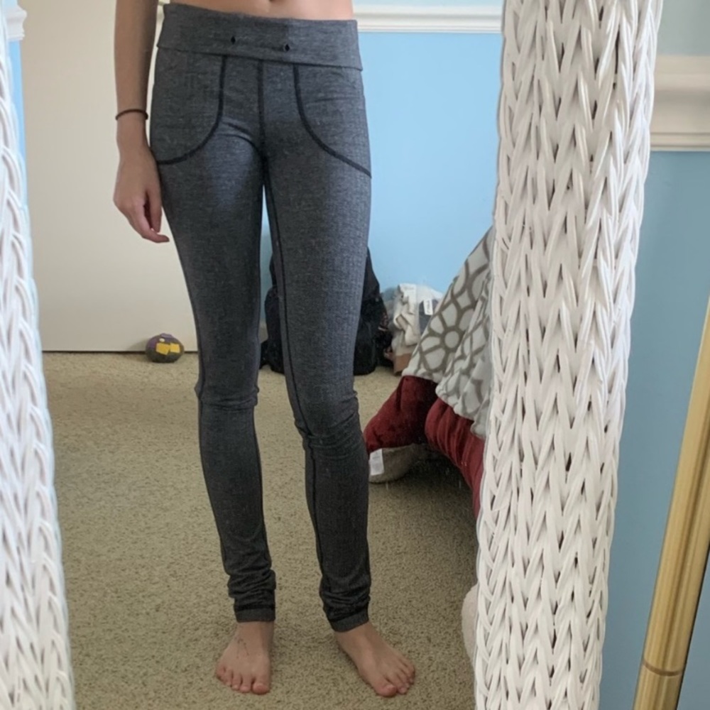 Lululemon pants - Picture 3 of 7